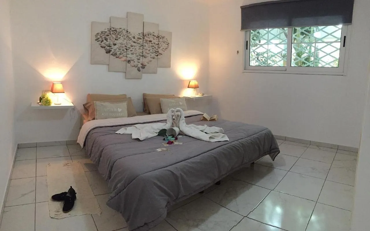 Maravillosas Calas En Costa Del Silencio Apartment Spain